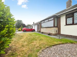 Front External- click for photo gallery